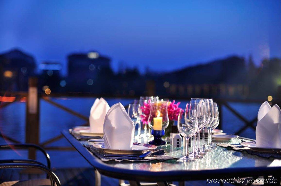 Crowne Plaza Hangzhou Xanadu Resort Ristorante foto