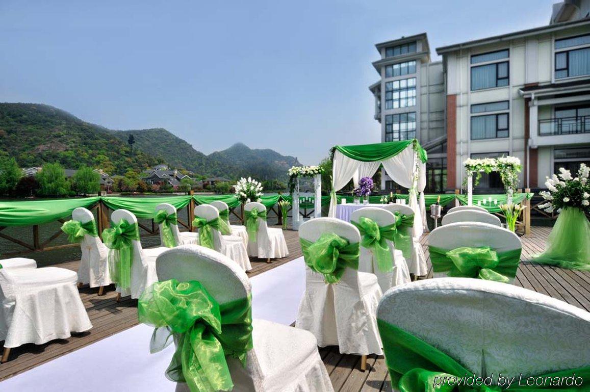 Crowne Plaza Hangzhou Xanadu Resort Servizi foto
