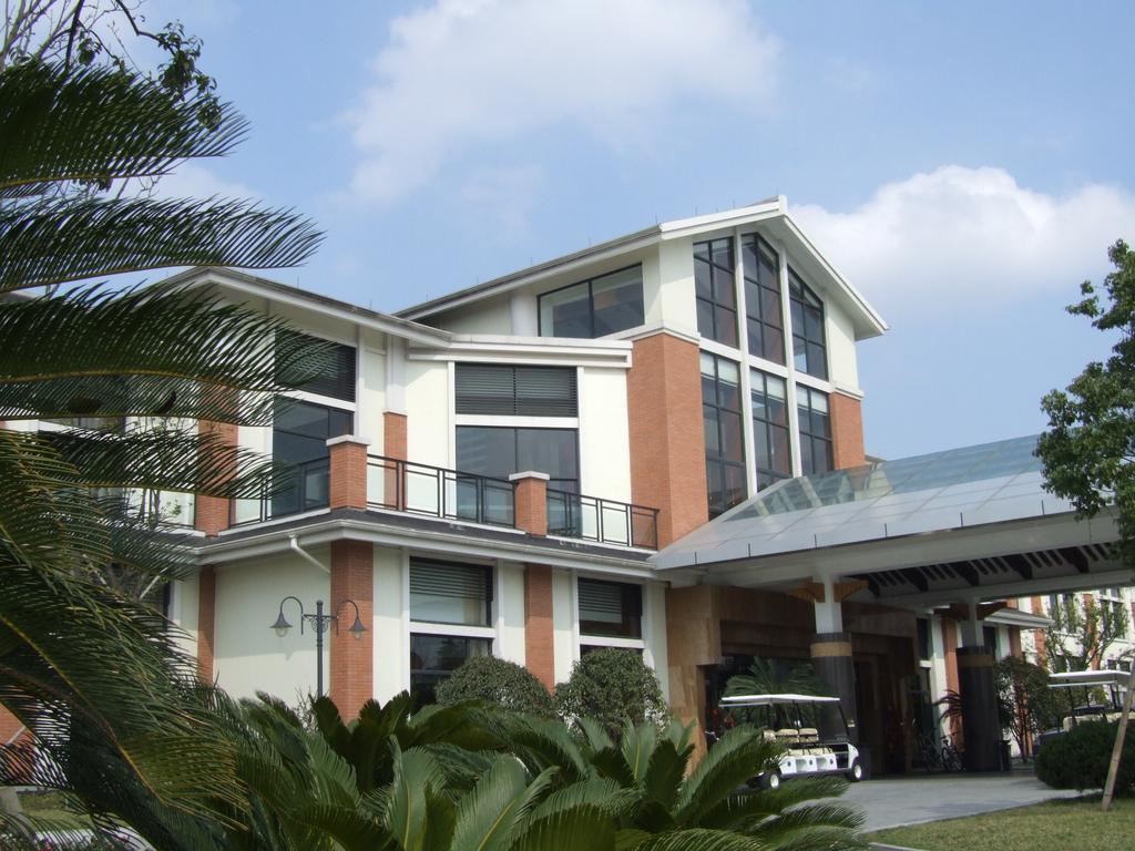 Crowne Plaza Hangzhou Xanadu Resort Esterno foto