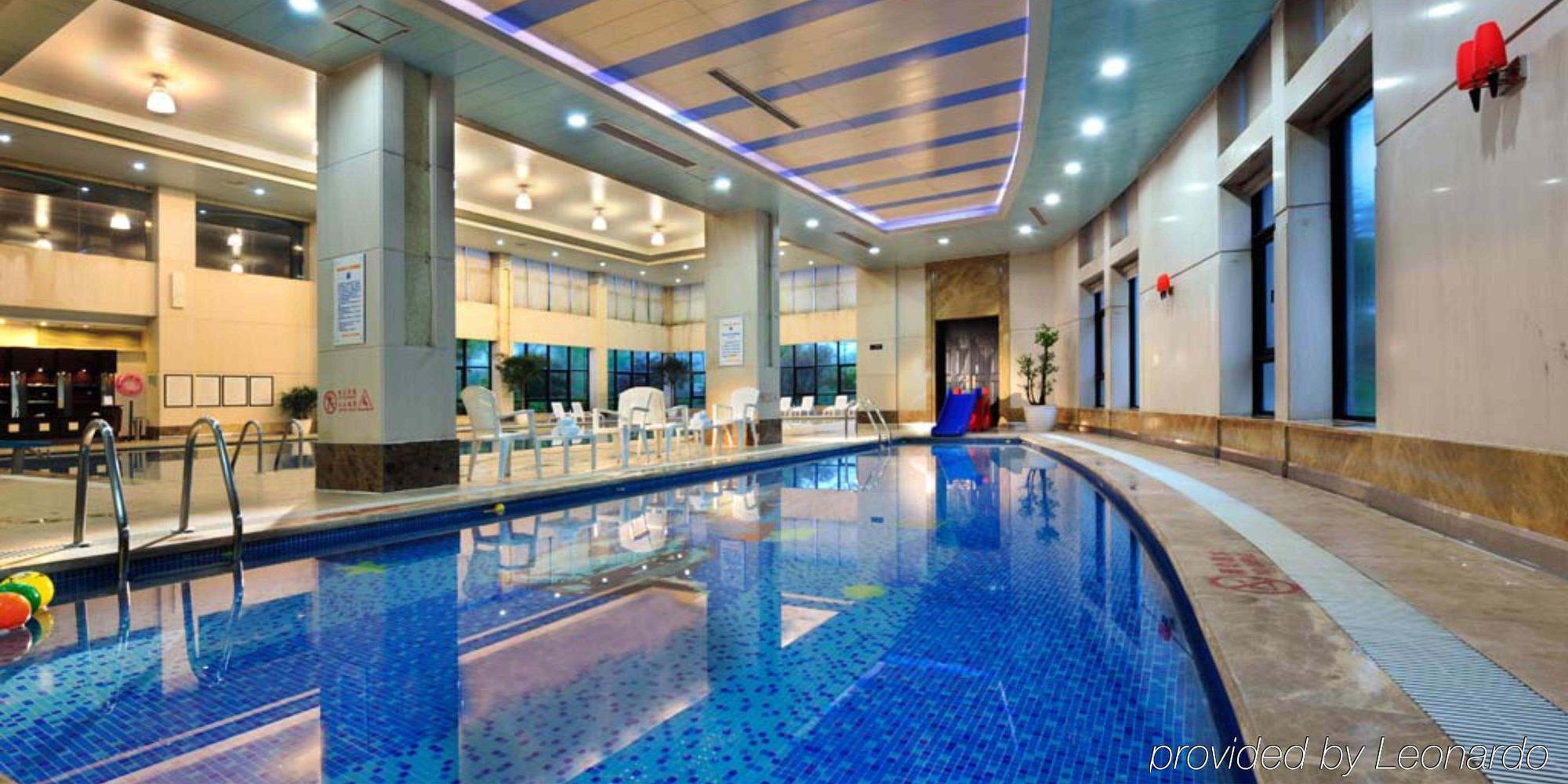 Crowne Plaza Hangzhou Xanadu Resort Esterno foto