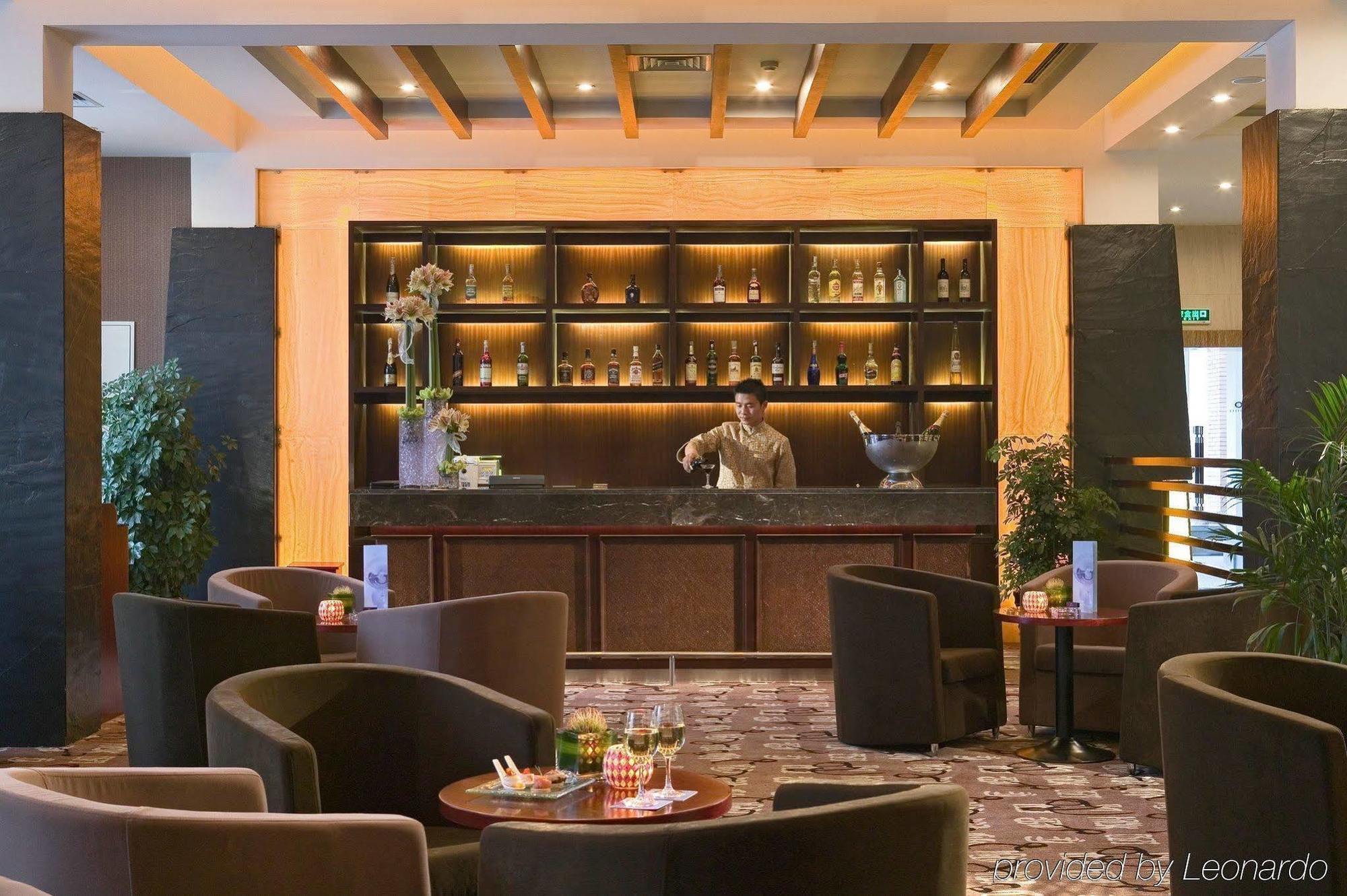 Crowne Plaza Hangzhou Xanadu Resort Ristorante foto